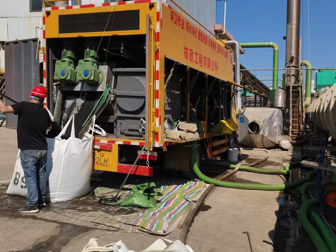 博望淤泥压干处理